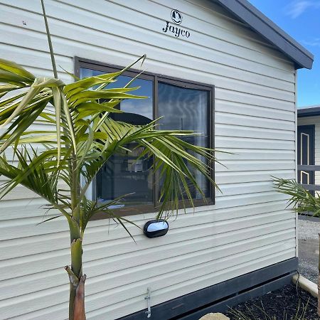 Lakes Main Holiday Park Hotel Lakes Entrance Exterior photo